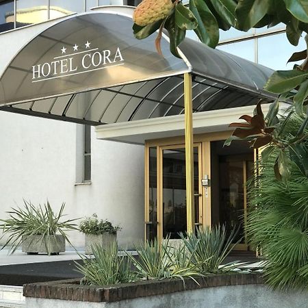 Hotel Cora Carate Brianza Eksteriør billede
